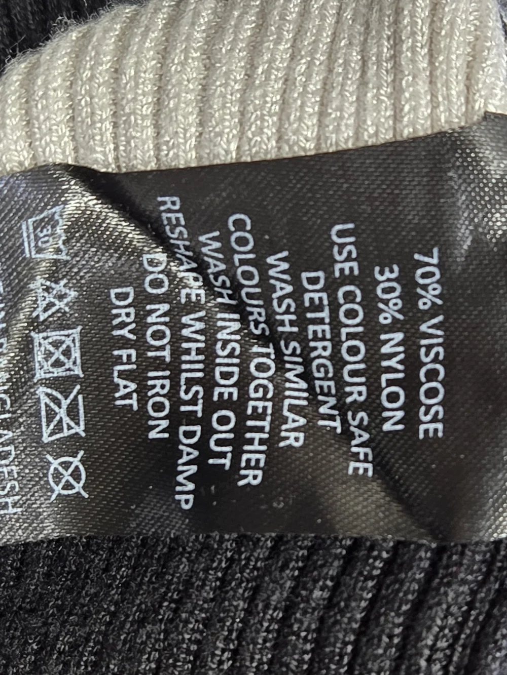 CULTURE  Men's Black & White Striped Half-Zip Sweater SIZR XL